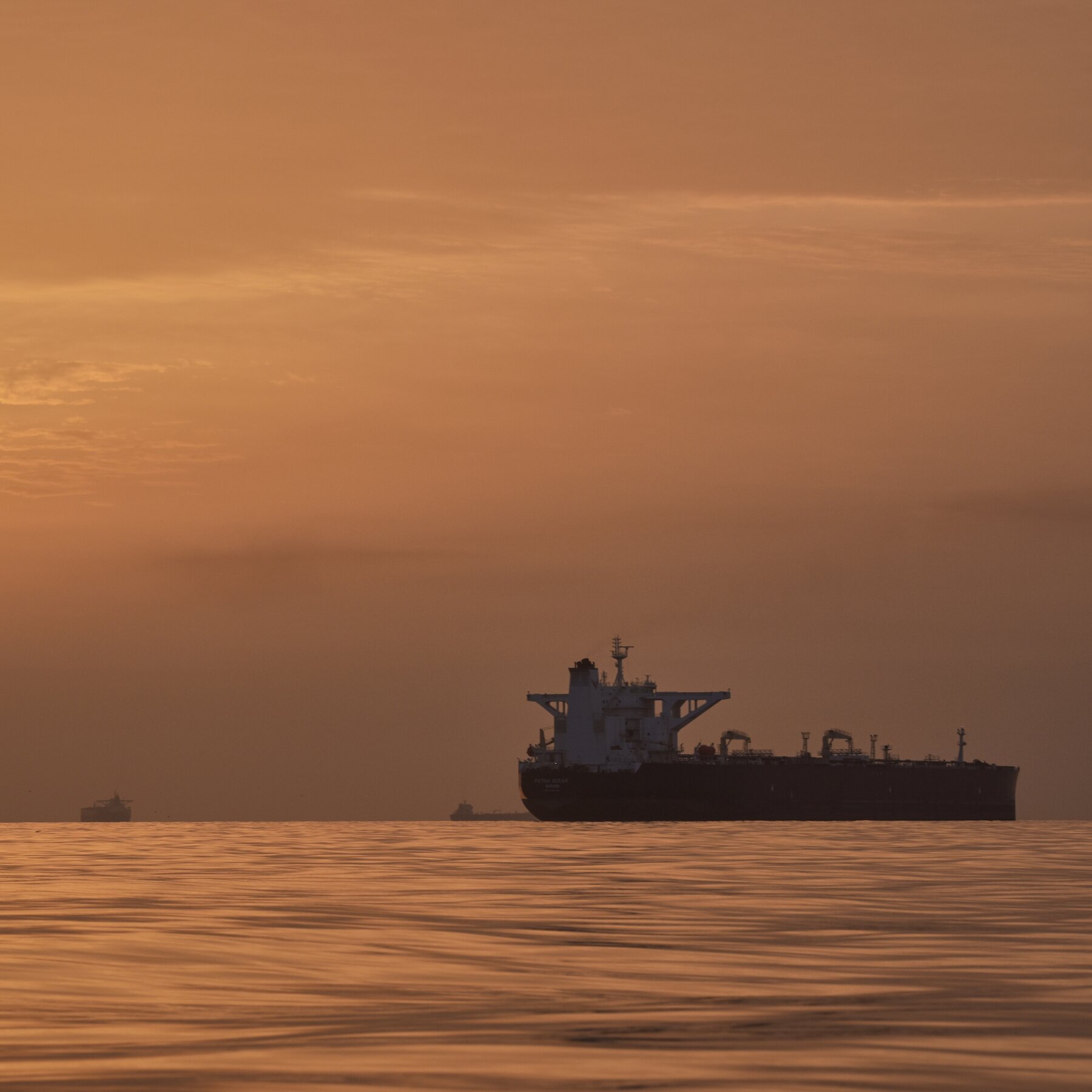 18israel-iran-header-945am-vtzb-mediumSquareAt3X